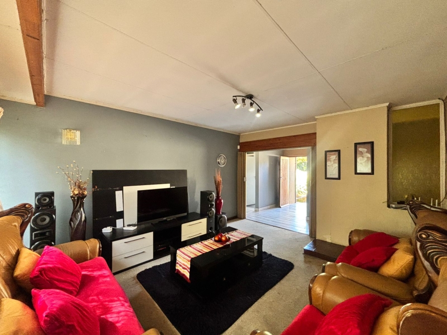 3 Bedroom Property for Sale in Sasolburg Ext 11 Free State